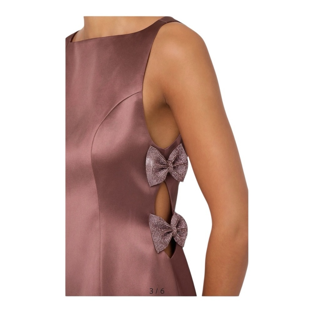ASTR The Label Mauve Satin Bow Cutout Mini Dress Size S Modern Cocktail - Picture 3 of 10